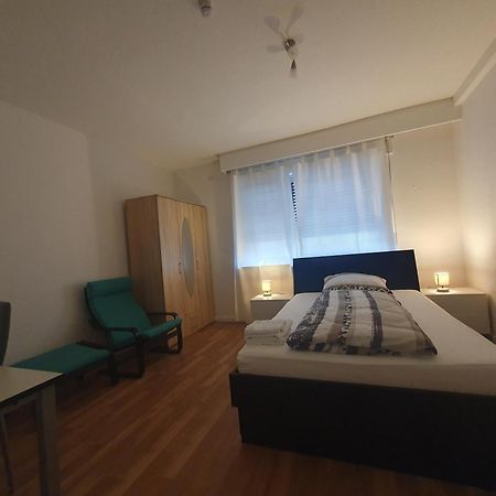 شقة Privatzimmer An Der Uniklinik Mainz - Nur Fuer Weibliche Gaeste المظهر الخارجي الصورة