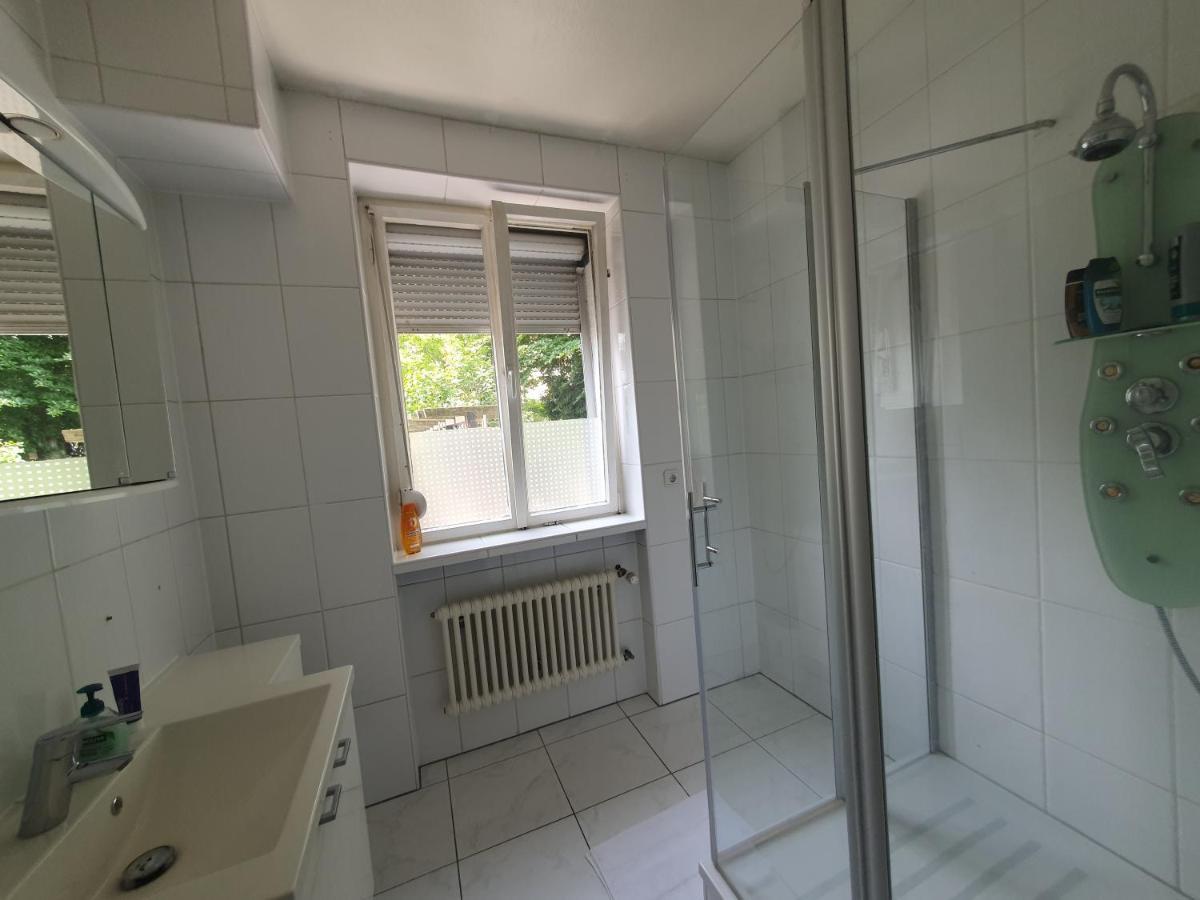 شقة Privatzimmer An Der Uniklinik Mainz - Nur Fuer Weibliche Gaeste المظهر الخارجي الصورة