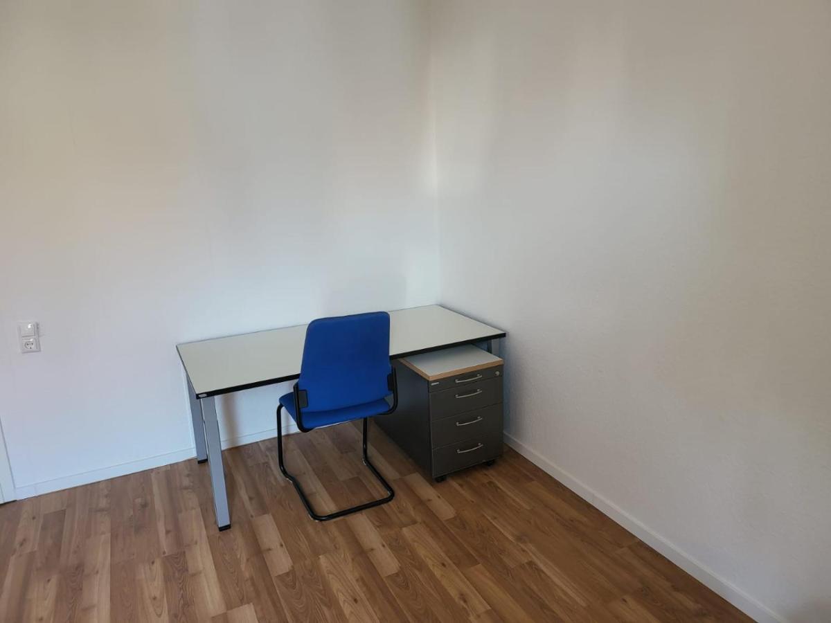 شقة Privatzimmer An Der Uniklinik Mainz - Nur Fuer Weibliche Gaeste المظهر الخارجي الصورة