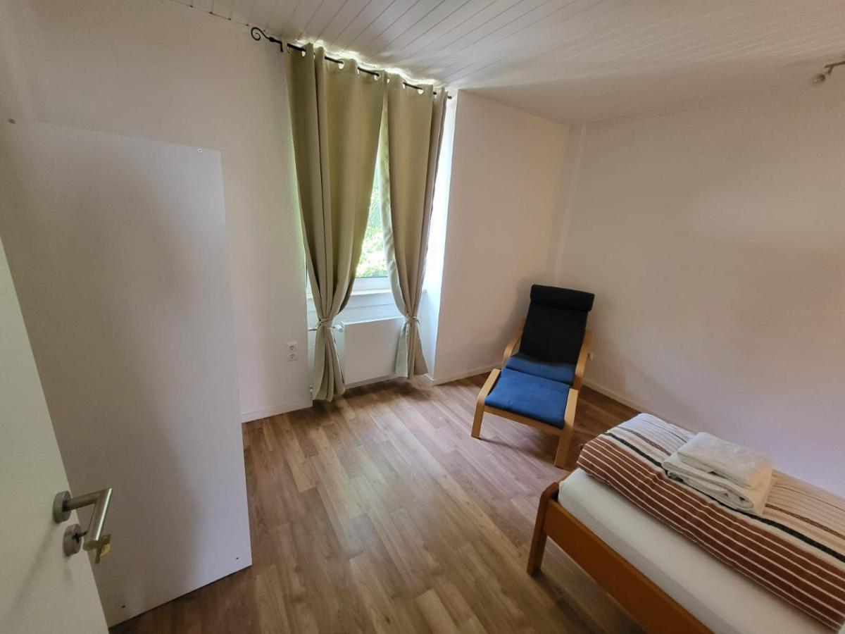 شقة Privatzimmer An Der Uniklinik Mainz - Nur Fuer Weibliche Gaeste المظهر الخارجي الصورة